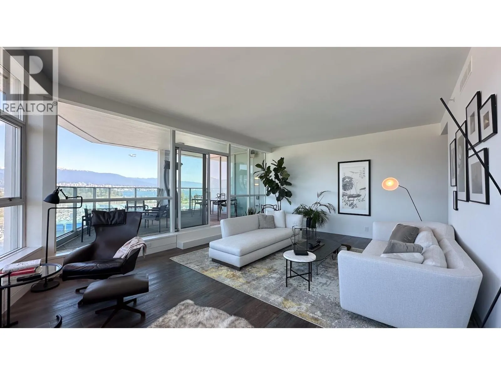 PH4 1777 BAYSHORE DR