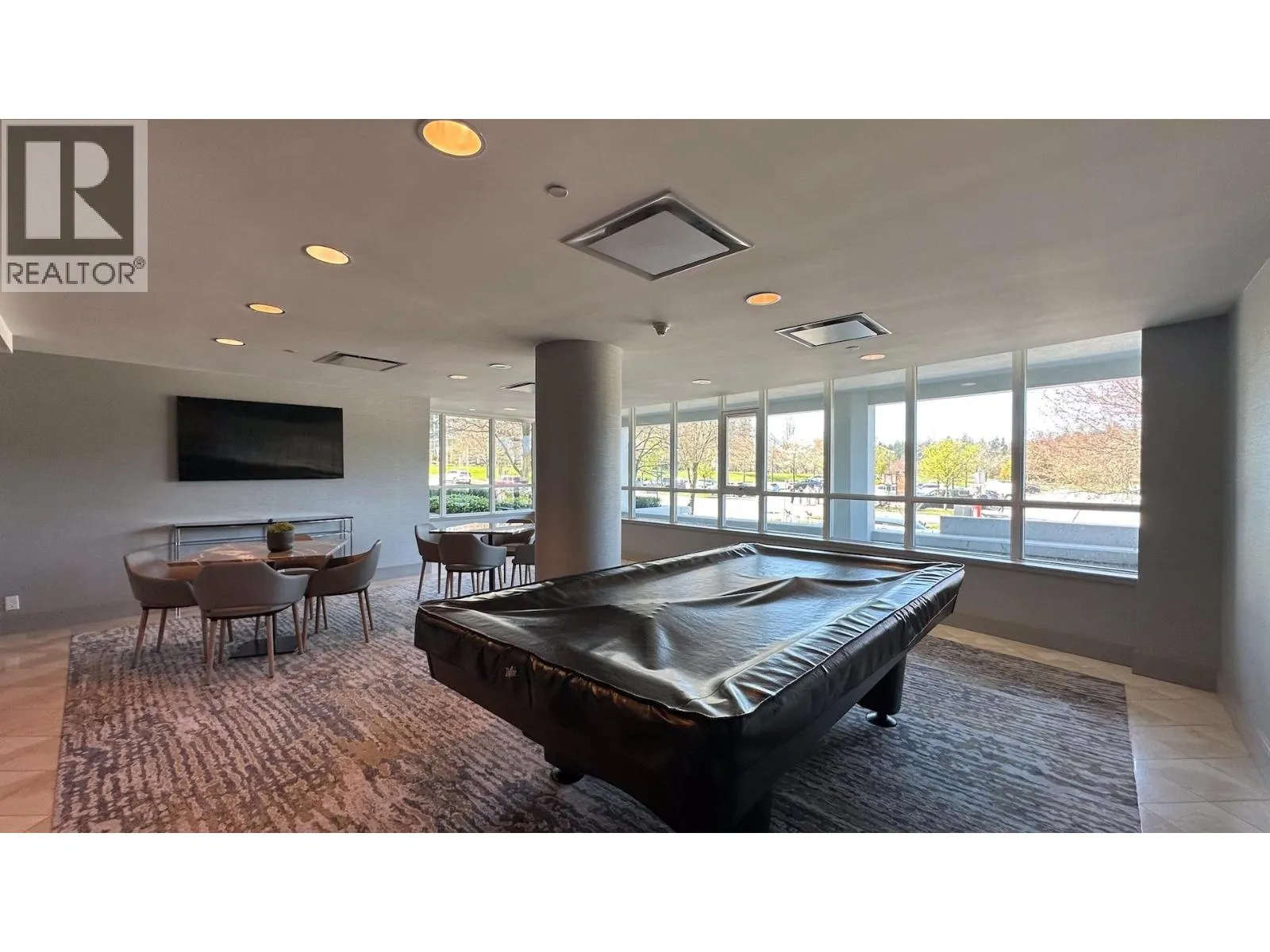 PH4 1777 BAYSHORE DR