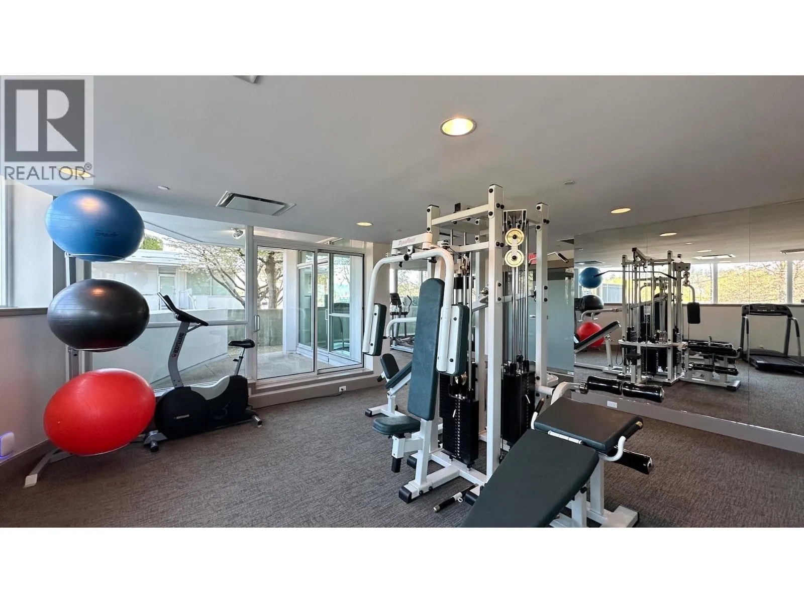 PH4 1777 BAYSHORE DR