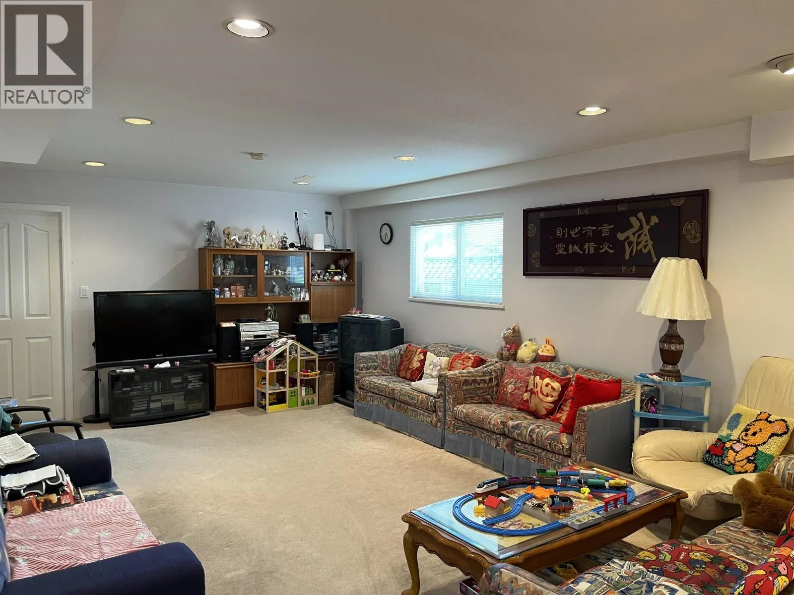 3351 BENTINCK PLACE