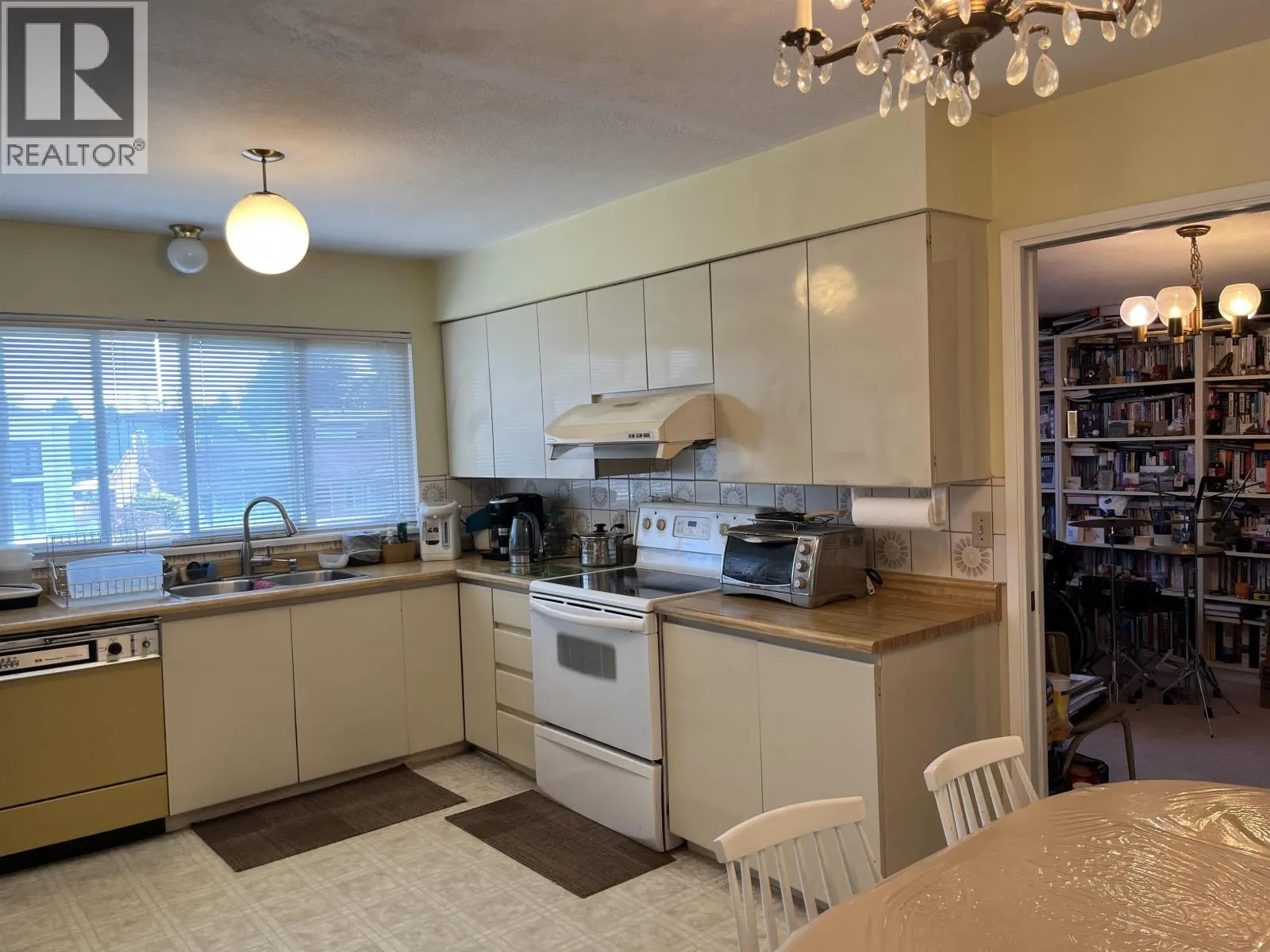 3351 BENTINCK PLACE