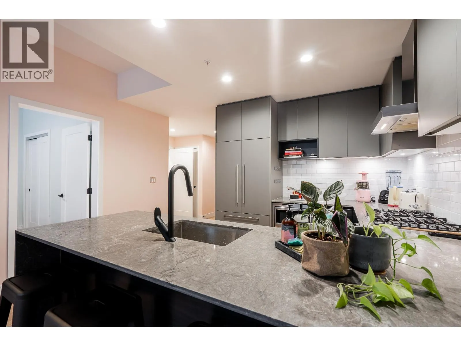 403 55 KLAHANIE DRIVE