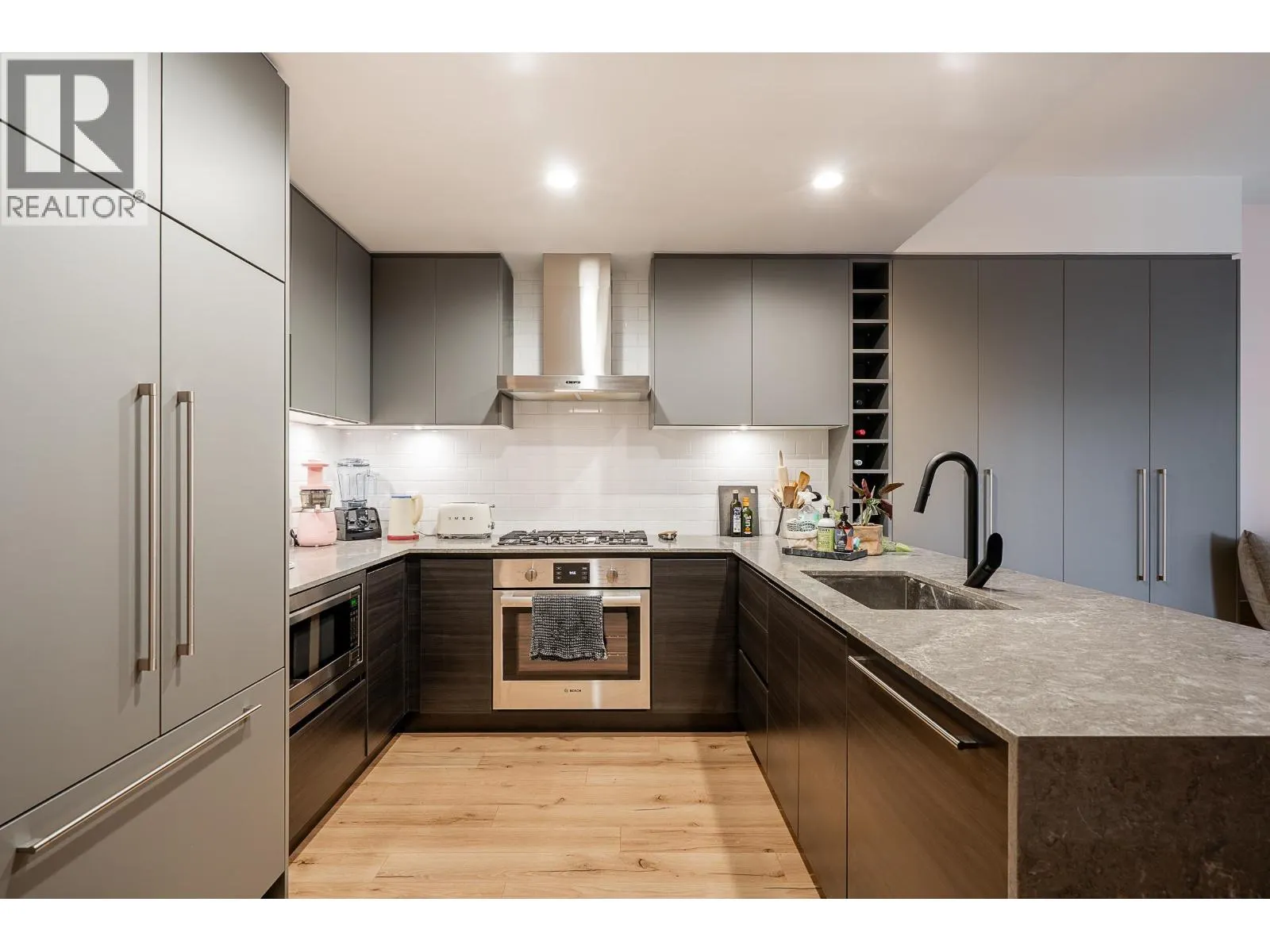 403 55 KLAHANIE DRIVE
