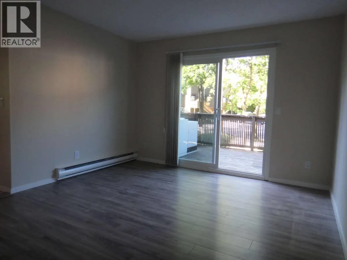 3 315 HIGHLAND WAY