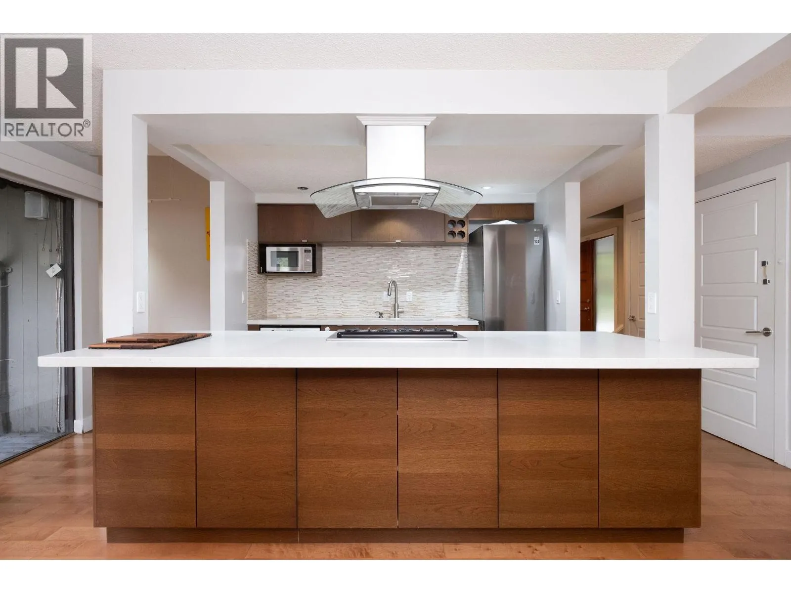 2889 CAPILANO ROAD