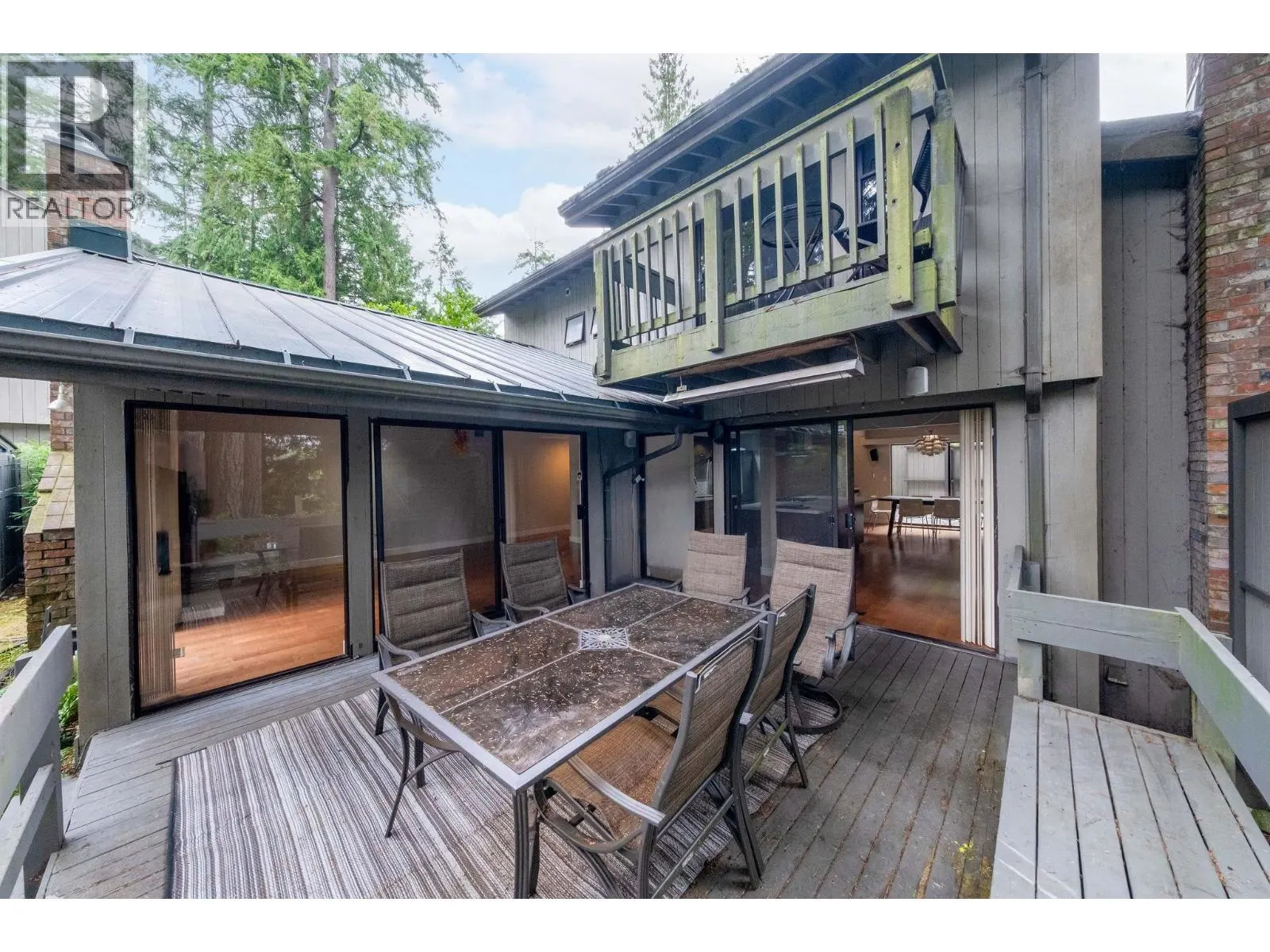2889 CAPILANO ROAD
