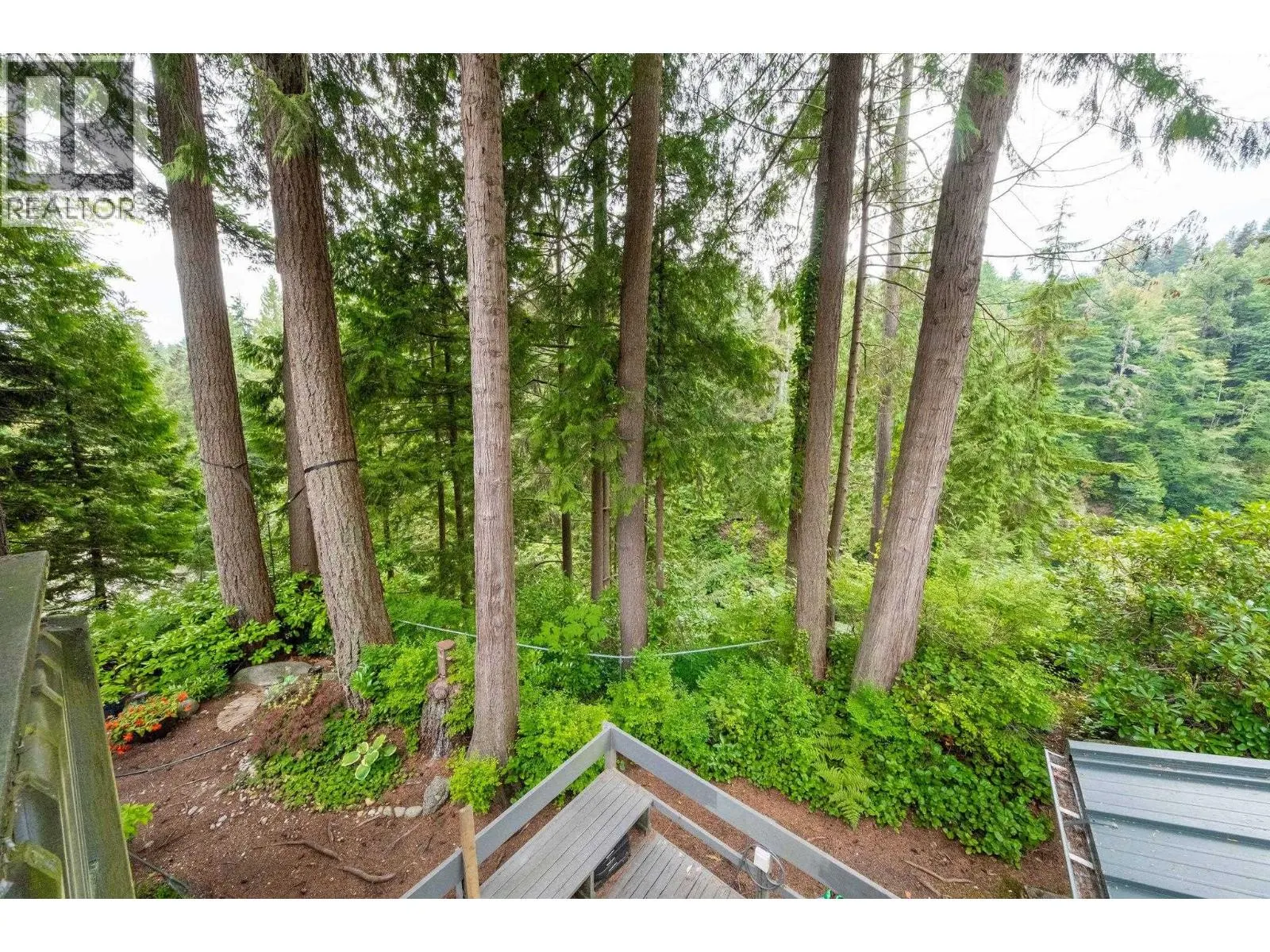 2889 CAPILANO ROAD