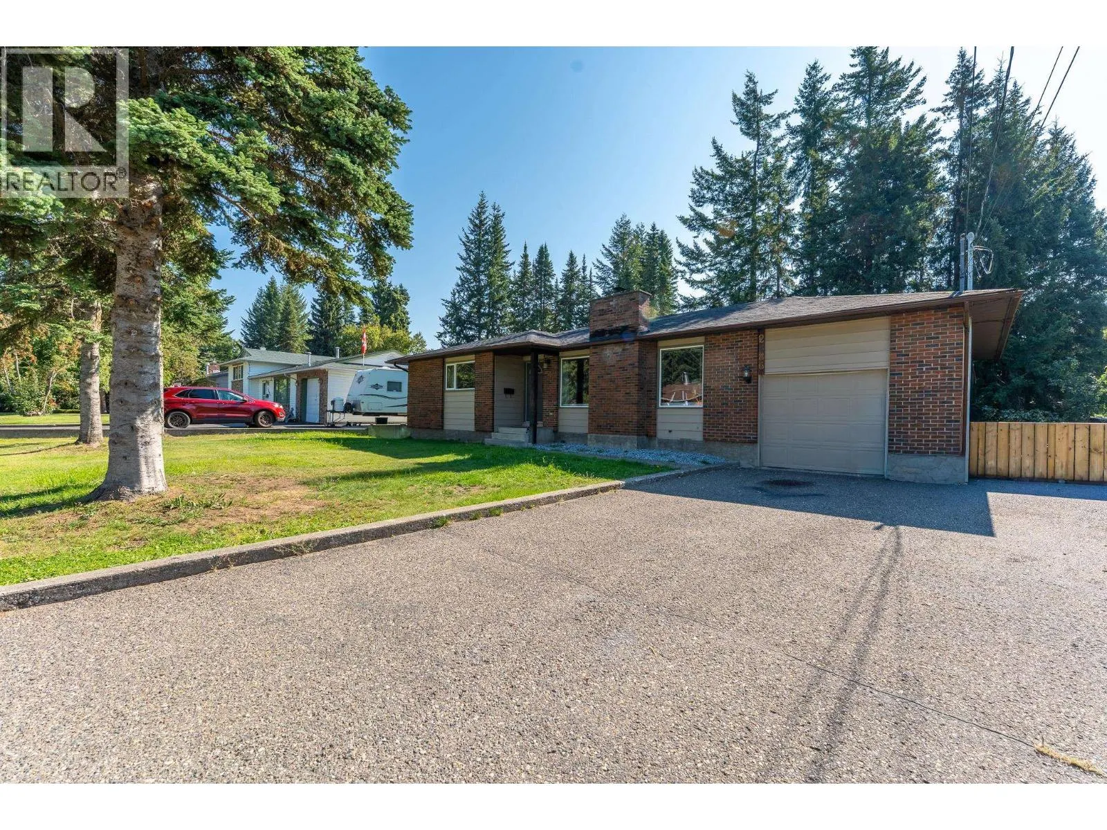2886 LANGLEY CRESCENT