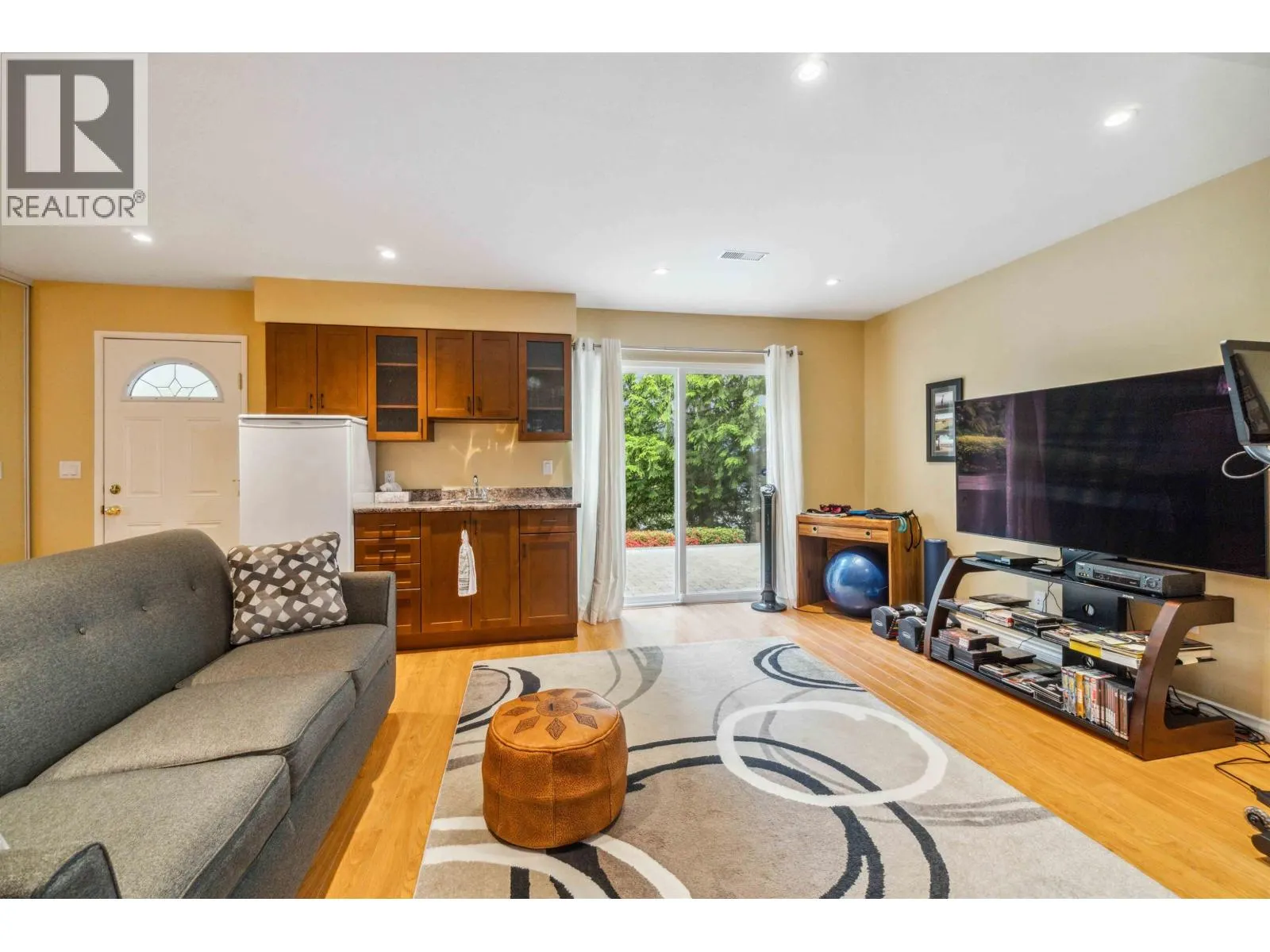 2761 PILOT DRIVE