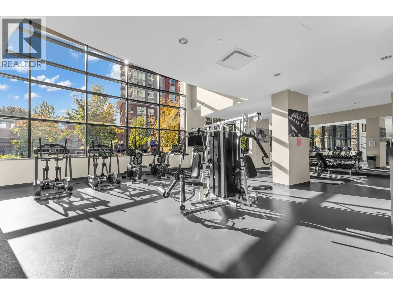 709 3093 WINDSOR GATE
