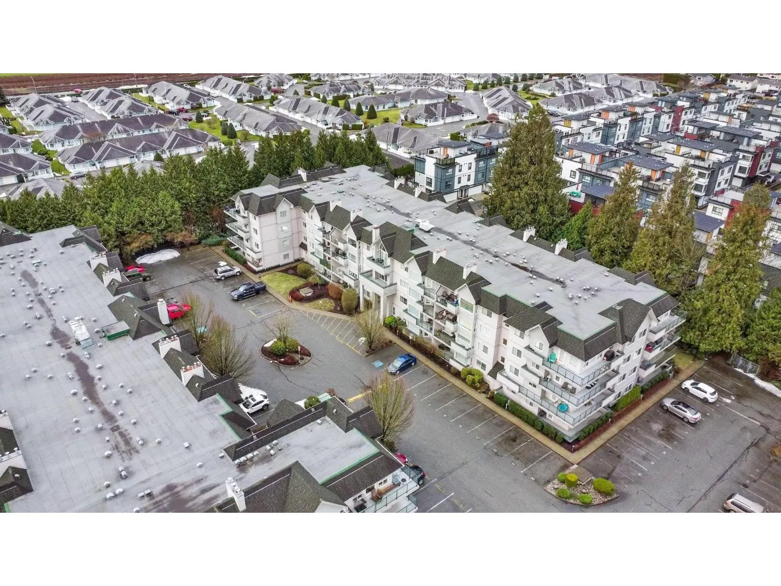 211 33708 KING ROAD