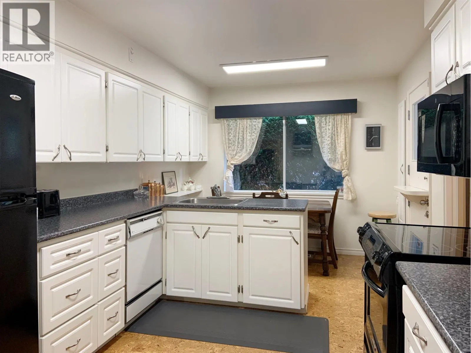 10880 SOUTHRIDGE ROAD
