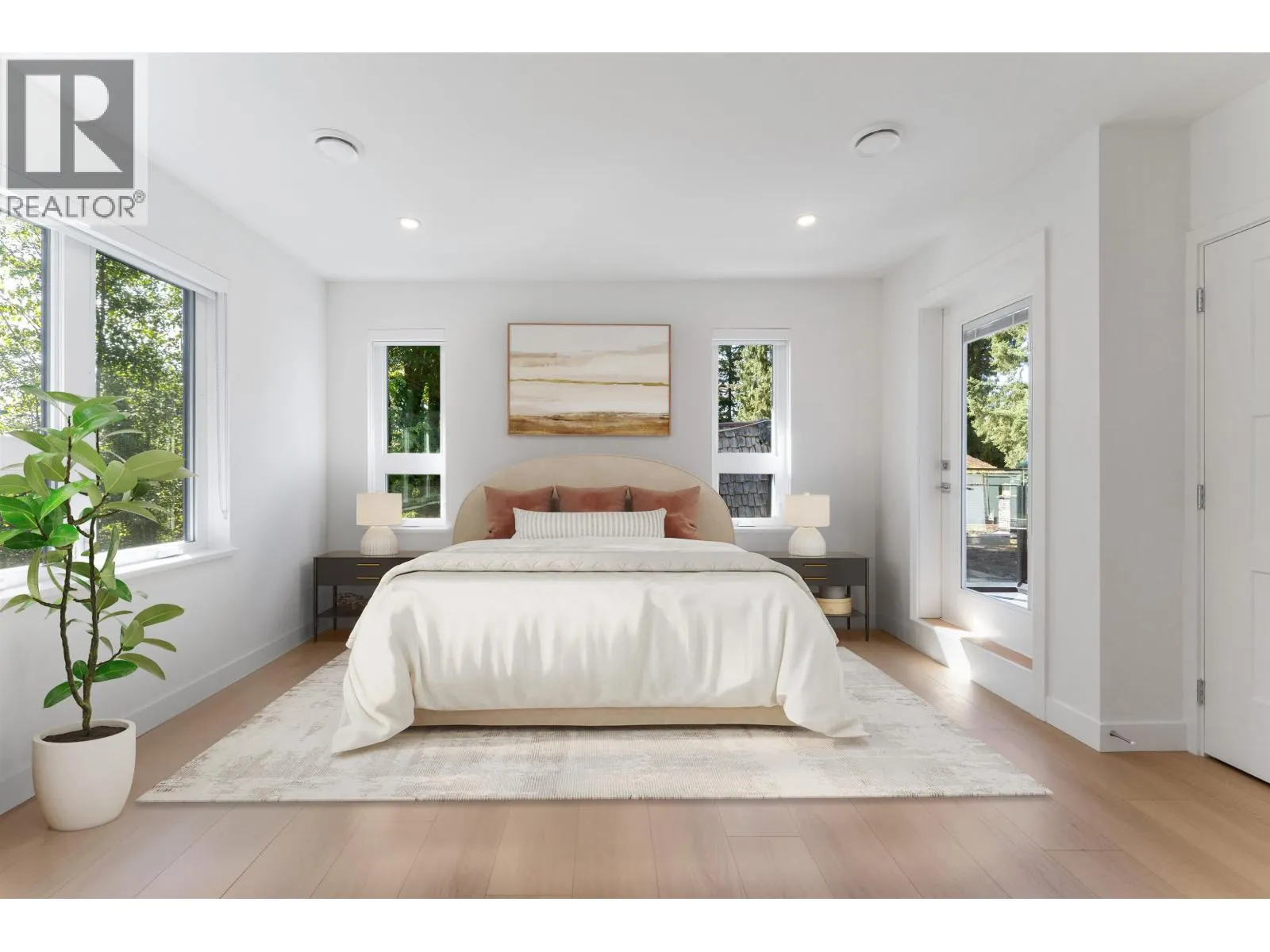 842 ST. DENIS AVENUE