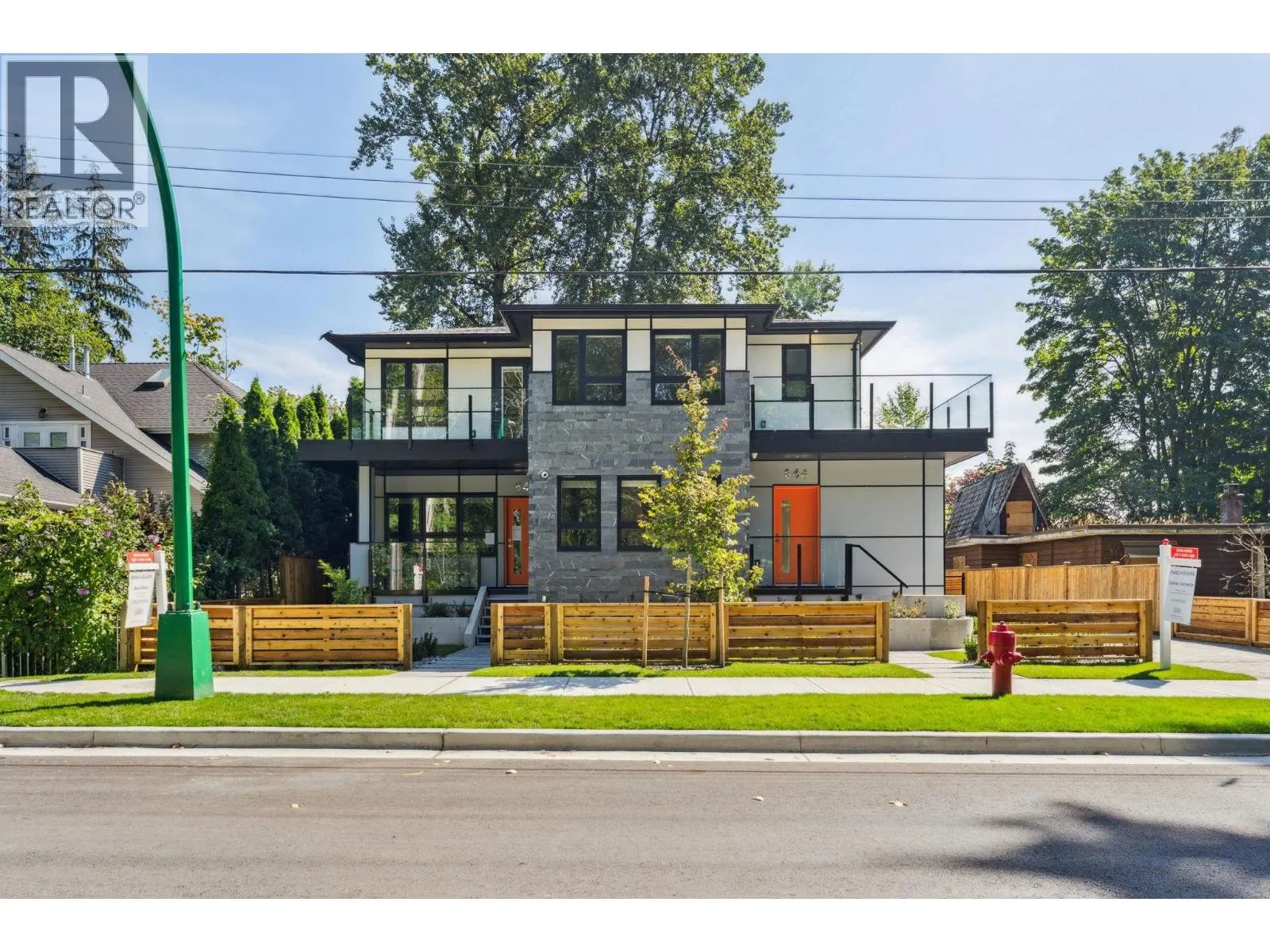 844 ST. DENIS AVENUE