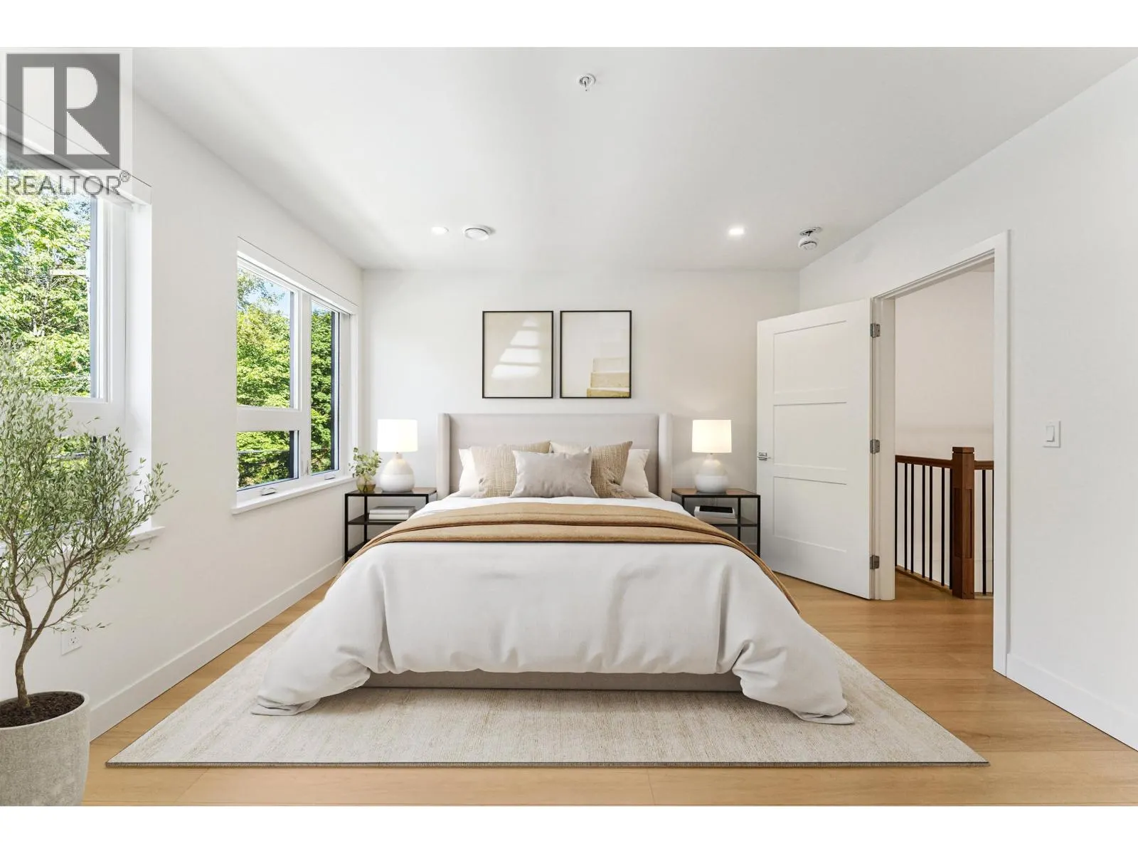 844 ST. DENIS AVENUE