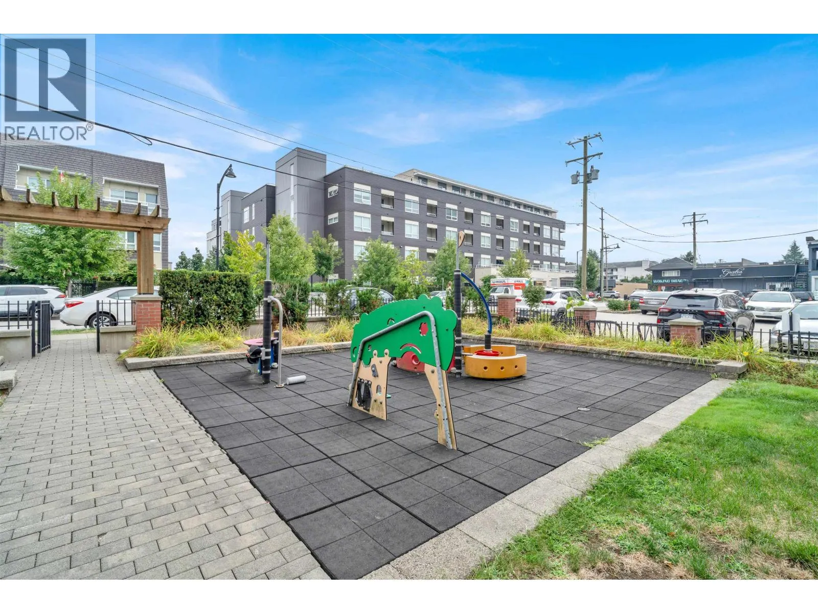 212 222 12040 STREET