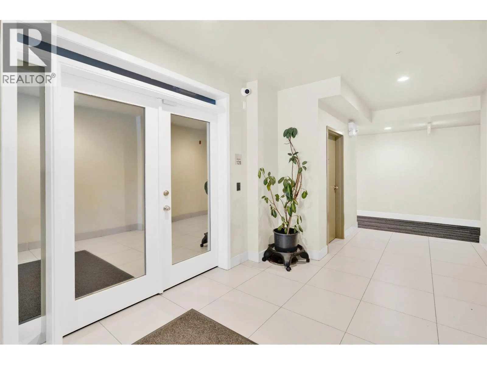 212 222 12040 STREET