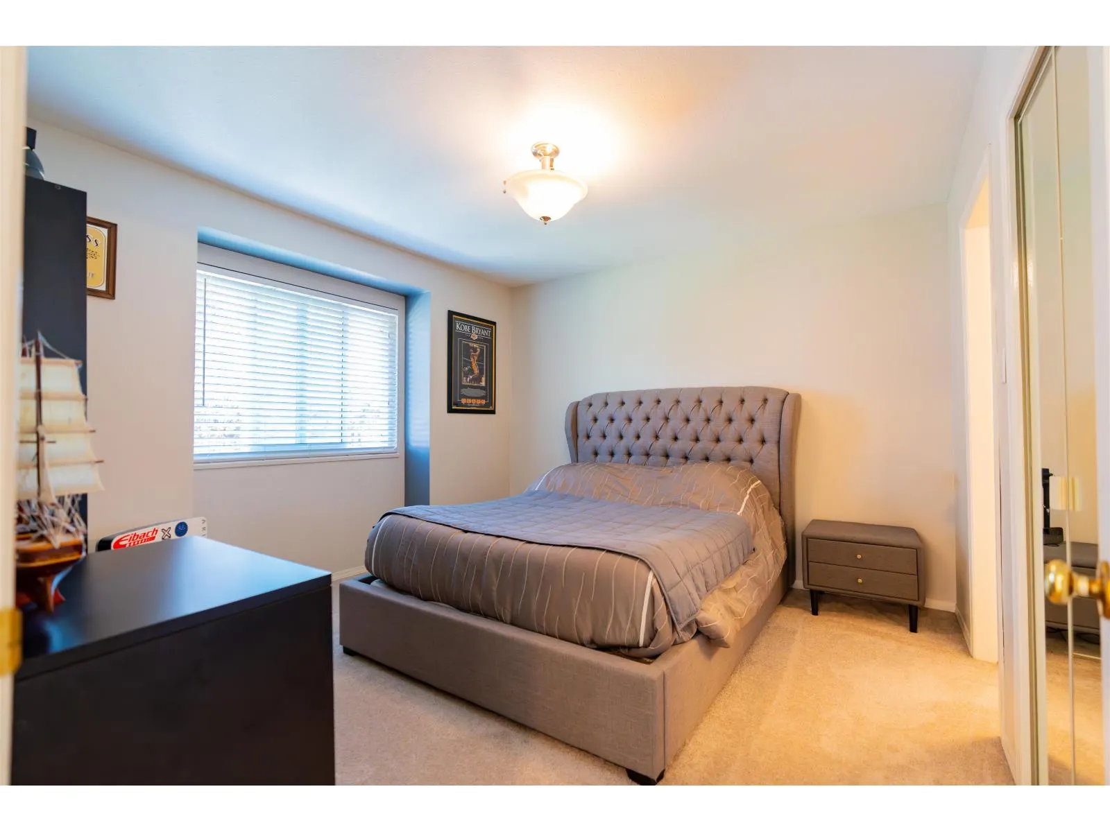 107 6109 W BOUNDARY DRIVE