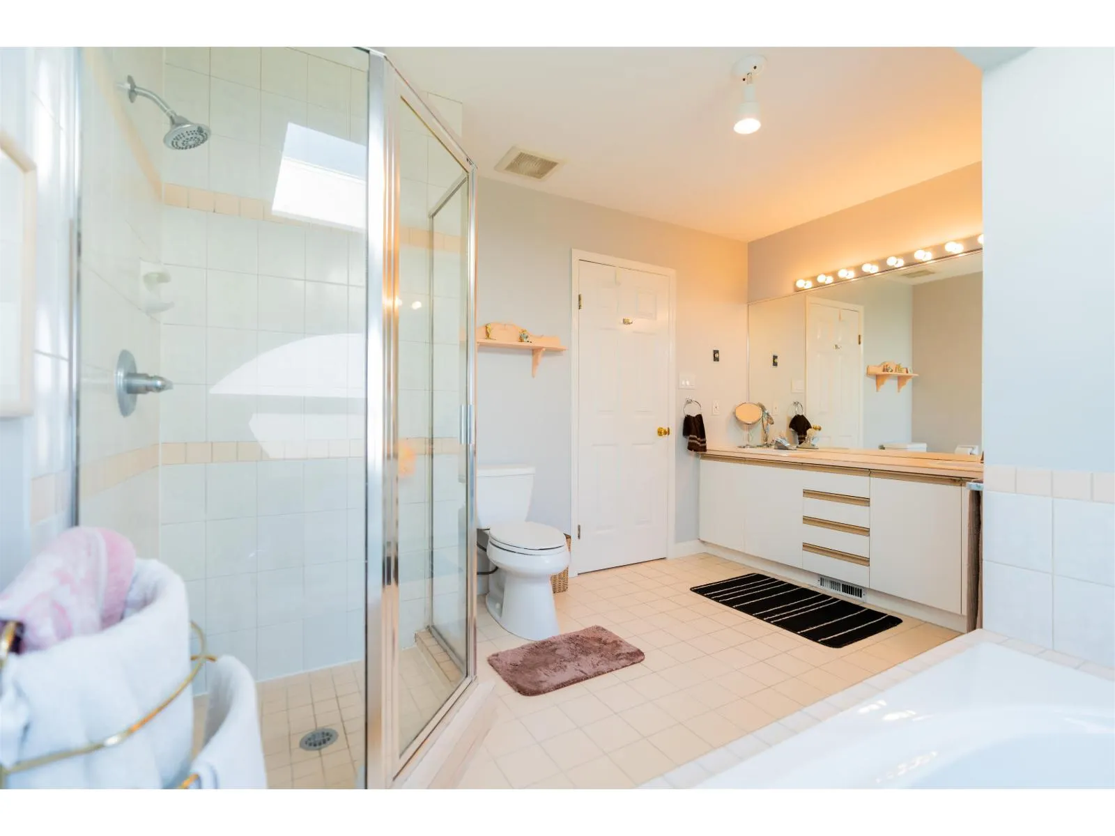 107 6109 W BOUNDARY DRIVE