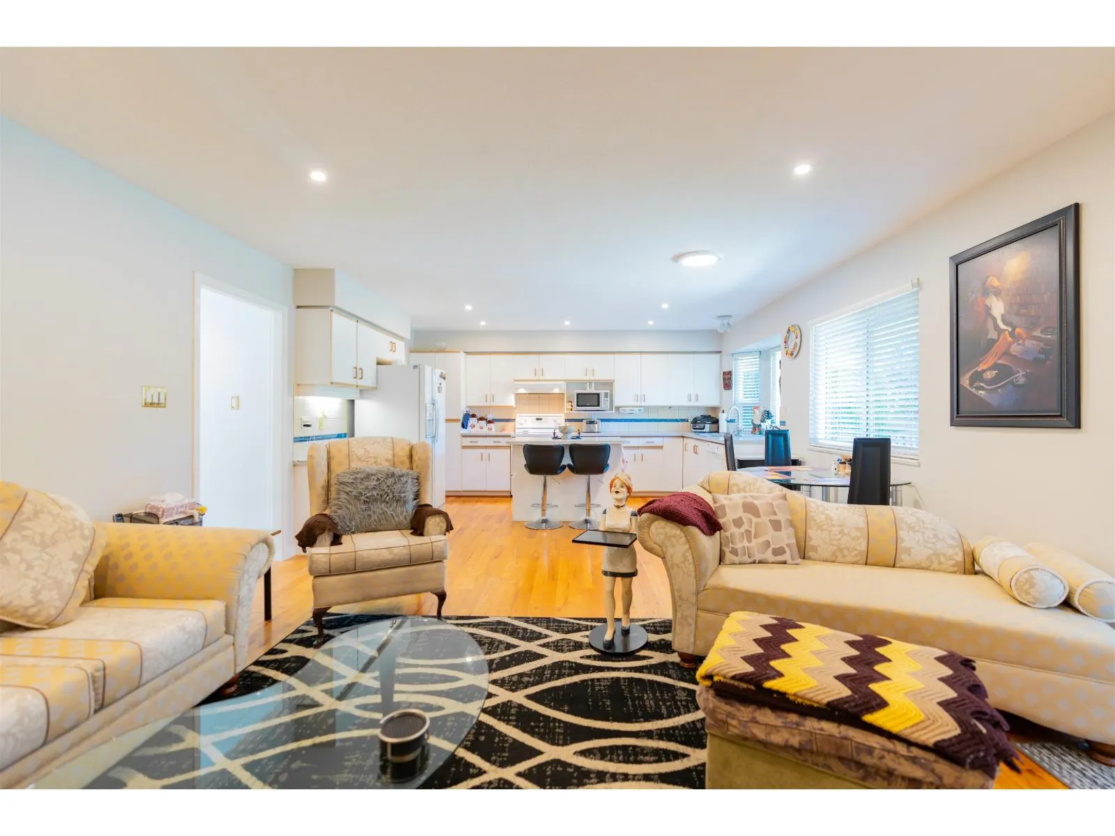 107 6109 W BOUNDARY DRIVE