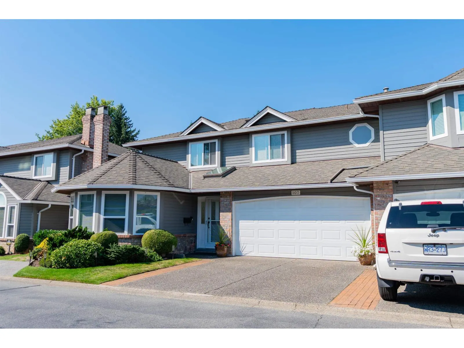107 6109 W BOUNDARY DRIVE