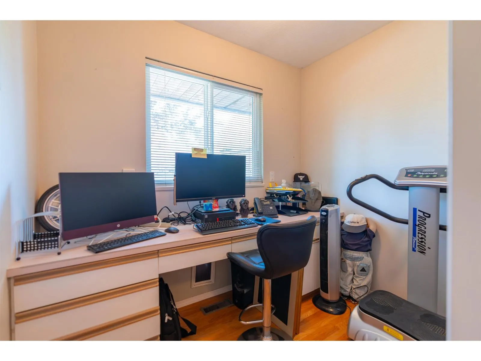 107 6109 W BOUNDARY DRIVE