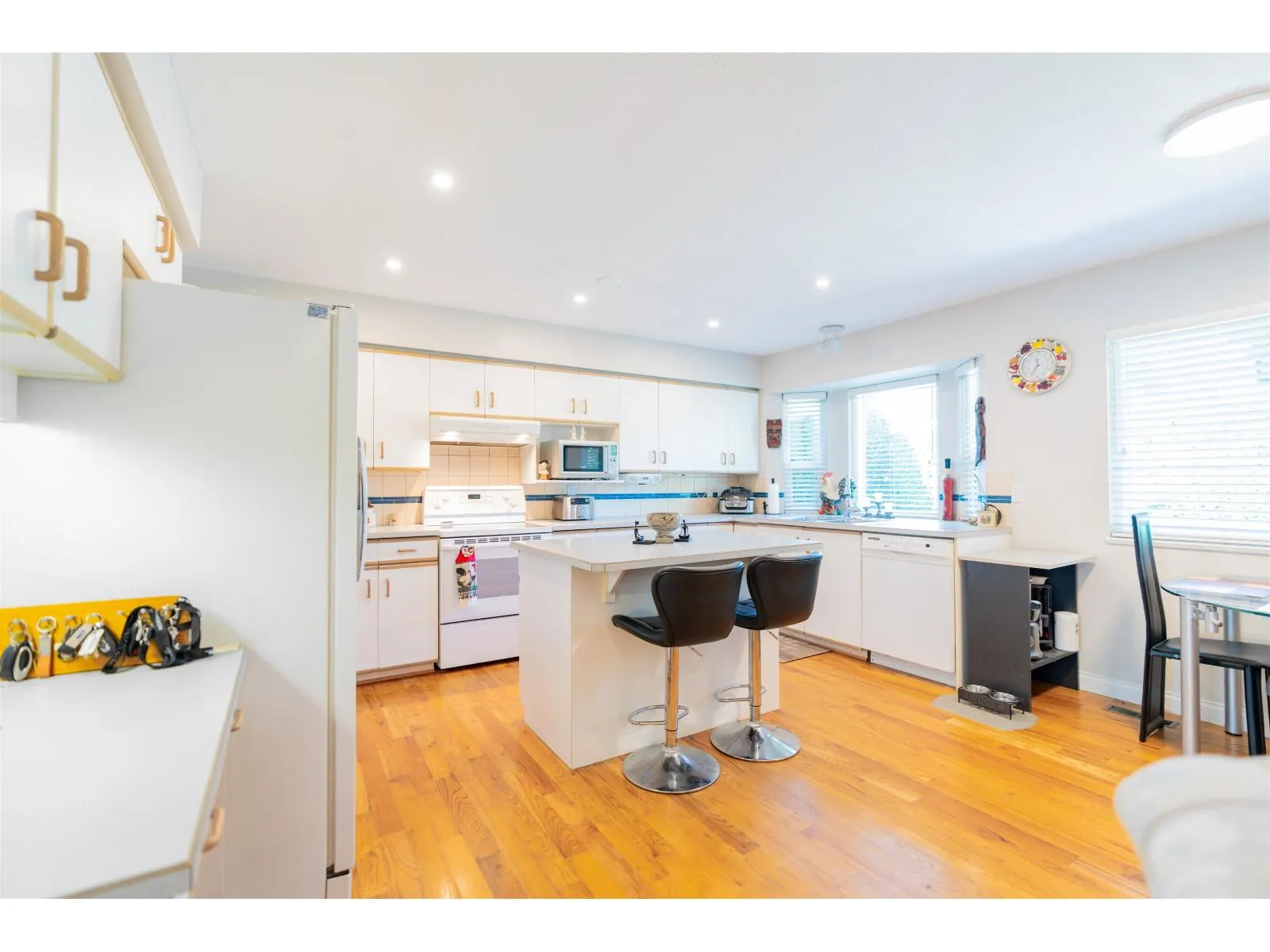 107 6109 W BOUNDARY DRIVE