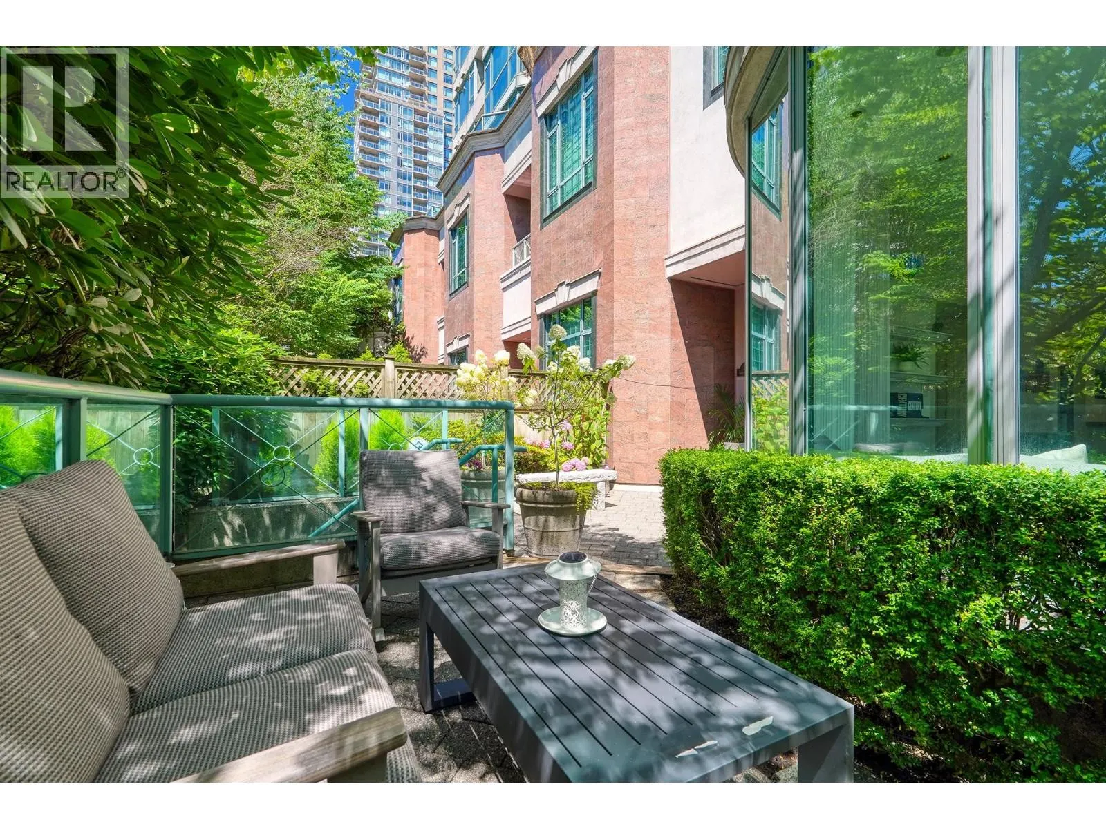 281 SMITE STREET
