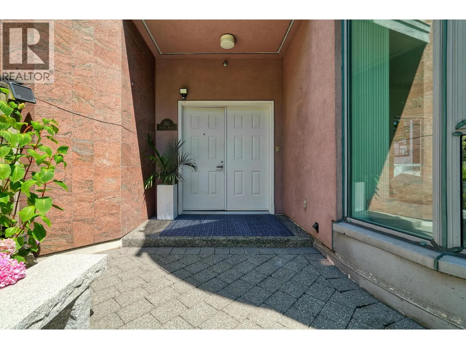 281 SMITE STREET