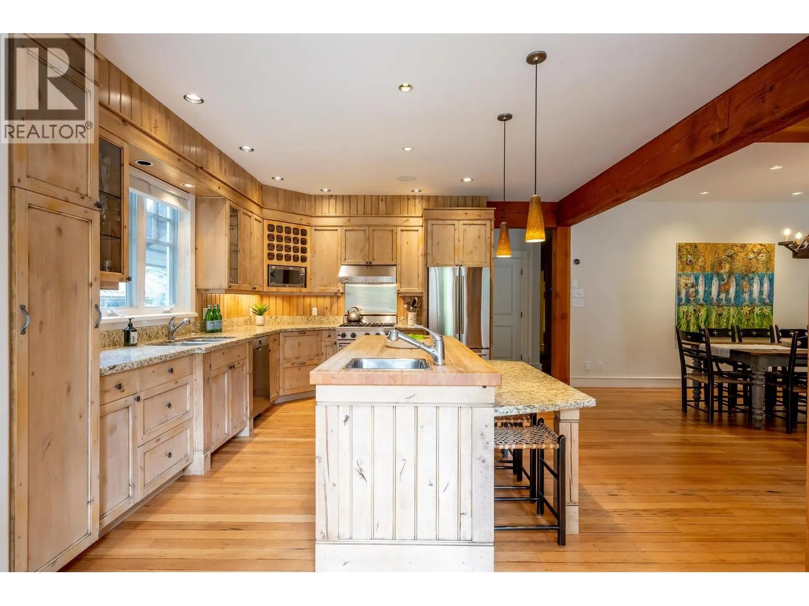 7313 FITZSIMMONS ROAD SOUTH