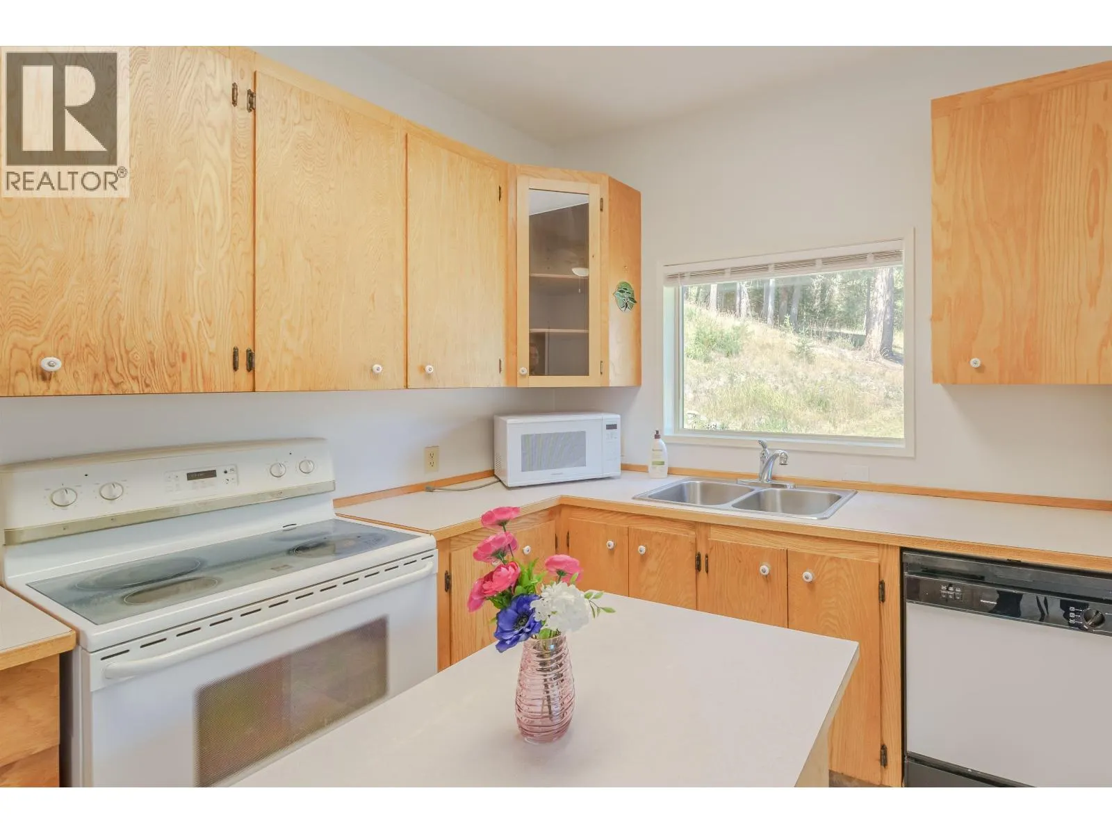 5274 CANIM-HENDRIX LAKE ROAD