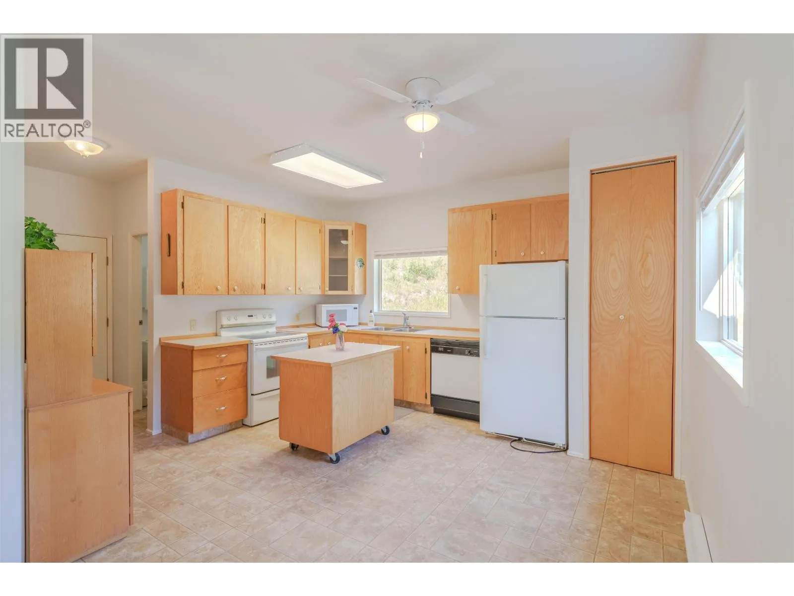 5274 CANIM-HENDRIX LAKE ROAD