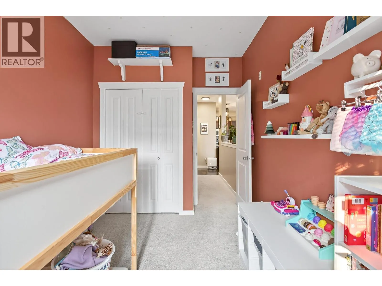 207 2336 WHYTE AVENUE