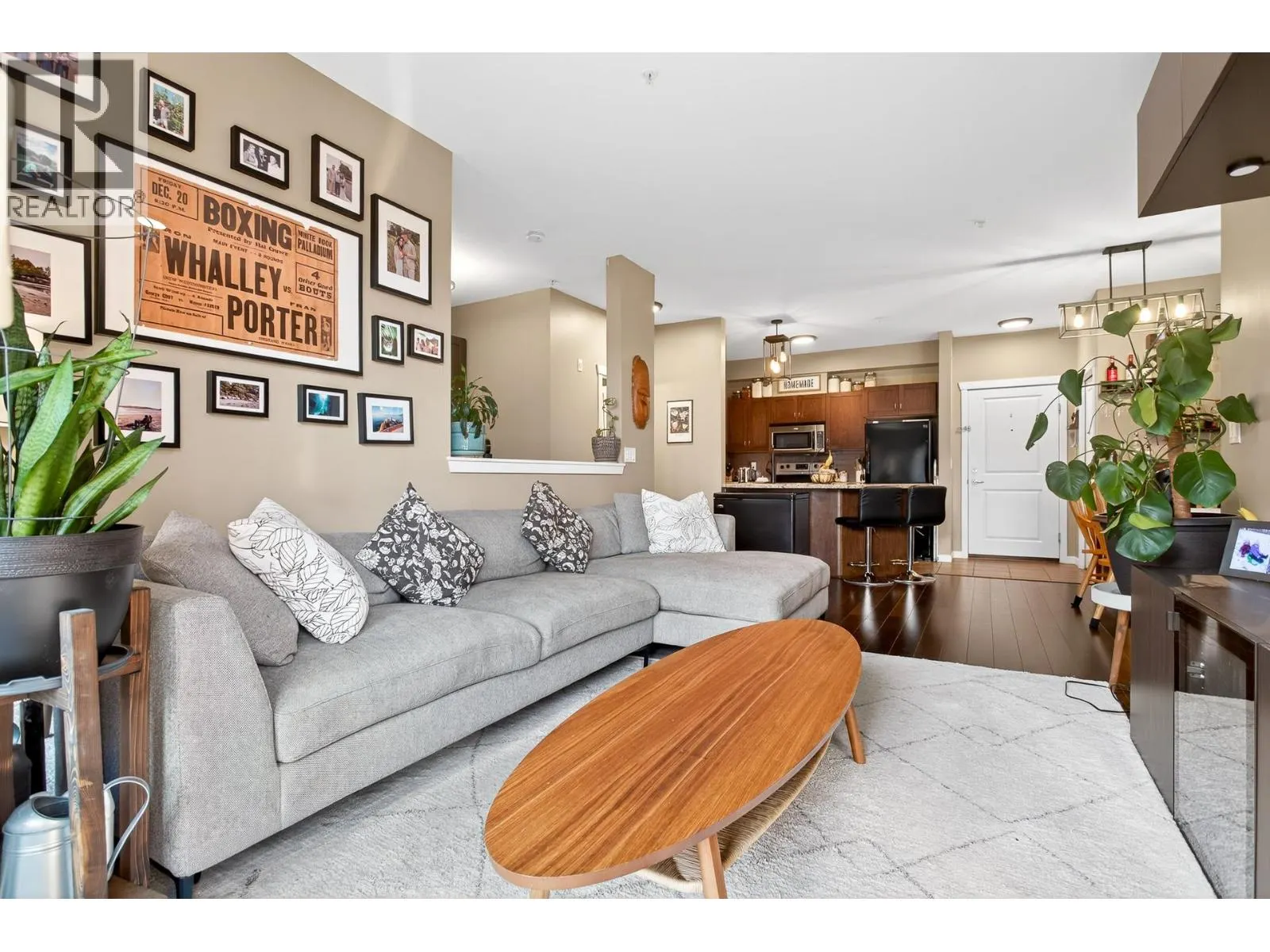 207 2336 WHYTE AVENUE