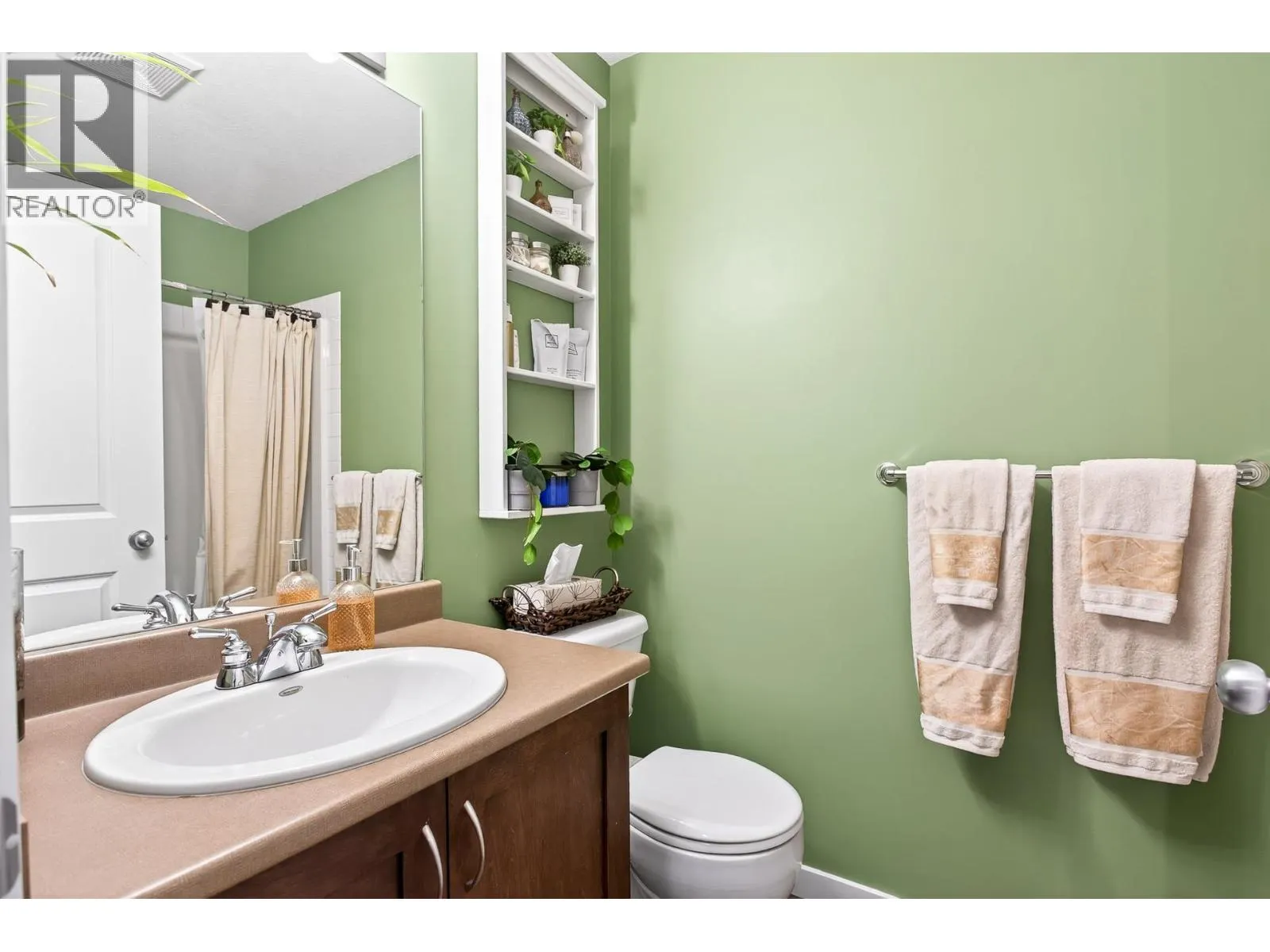 207 2336 WHYTE AVENUE