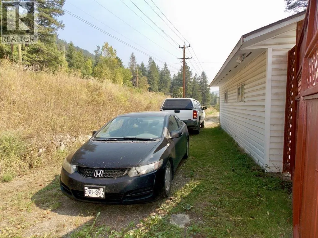 6735 LAGERQUIST ROAD