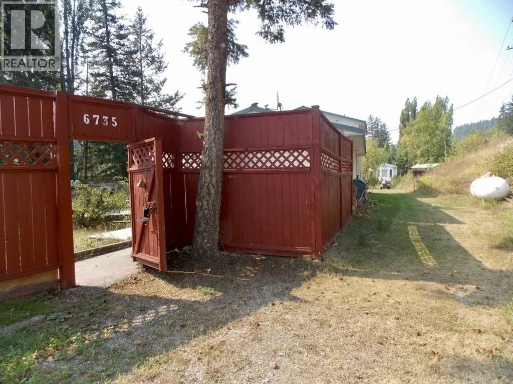 6735 LAGERQUIST ROAD