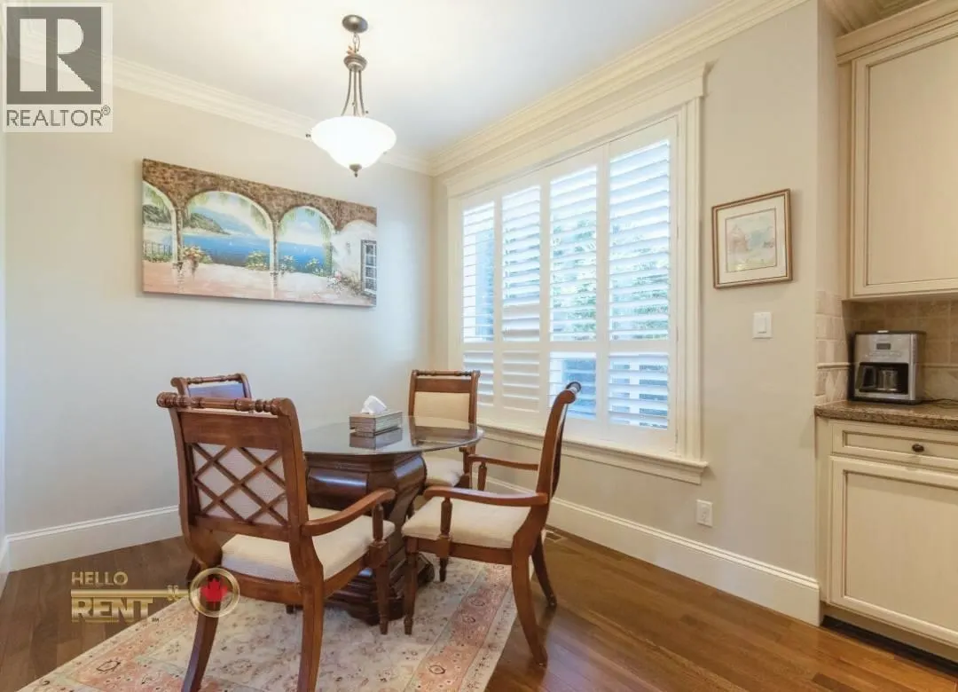 3440 WELLINGTON CRESCENT