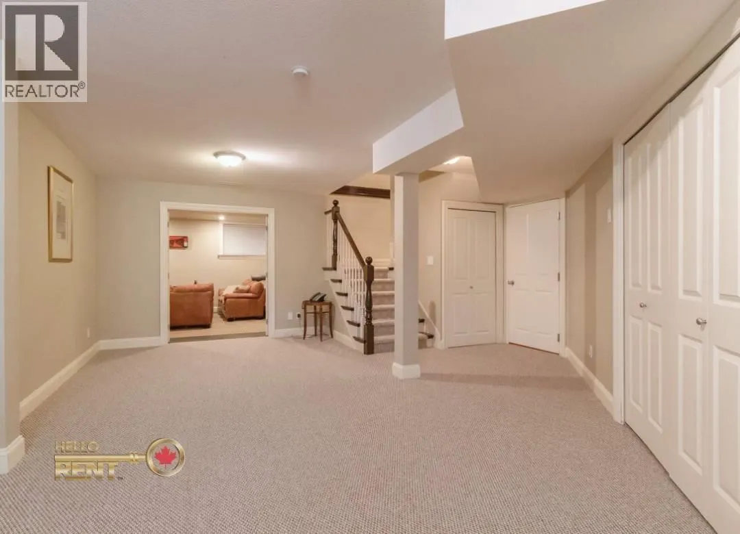 3440 WELLINGTON CRESCENT