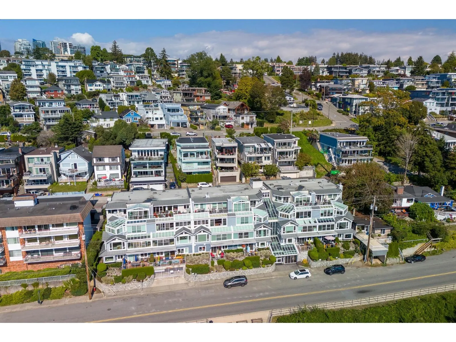 303 15165 MARINE DRIVE