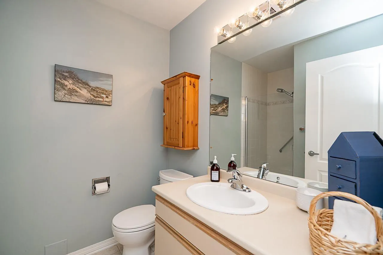 303 15165 MARINE DRIVE