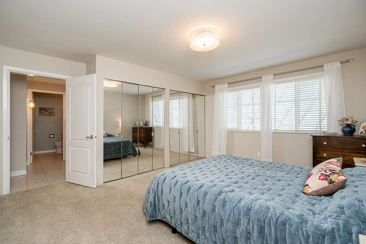 303 15165 MARINE DRIVE