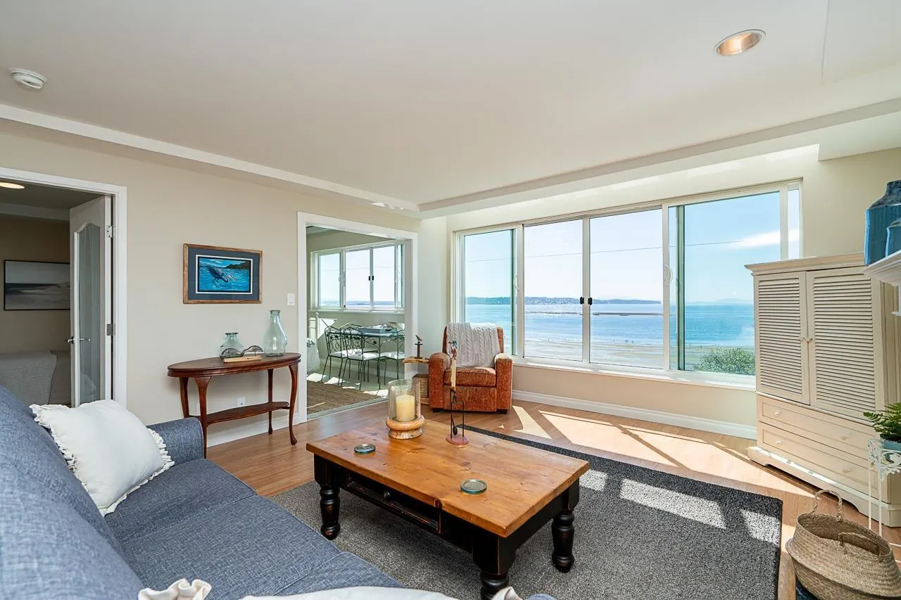 303 15165 MARINE DRIVE