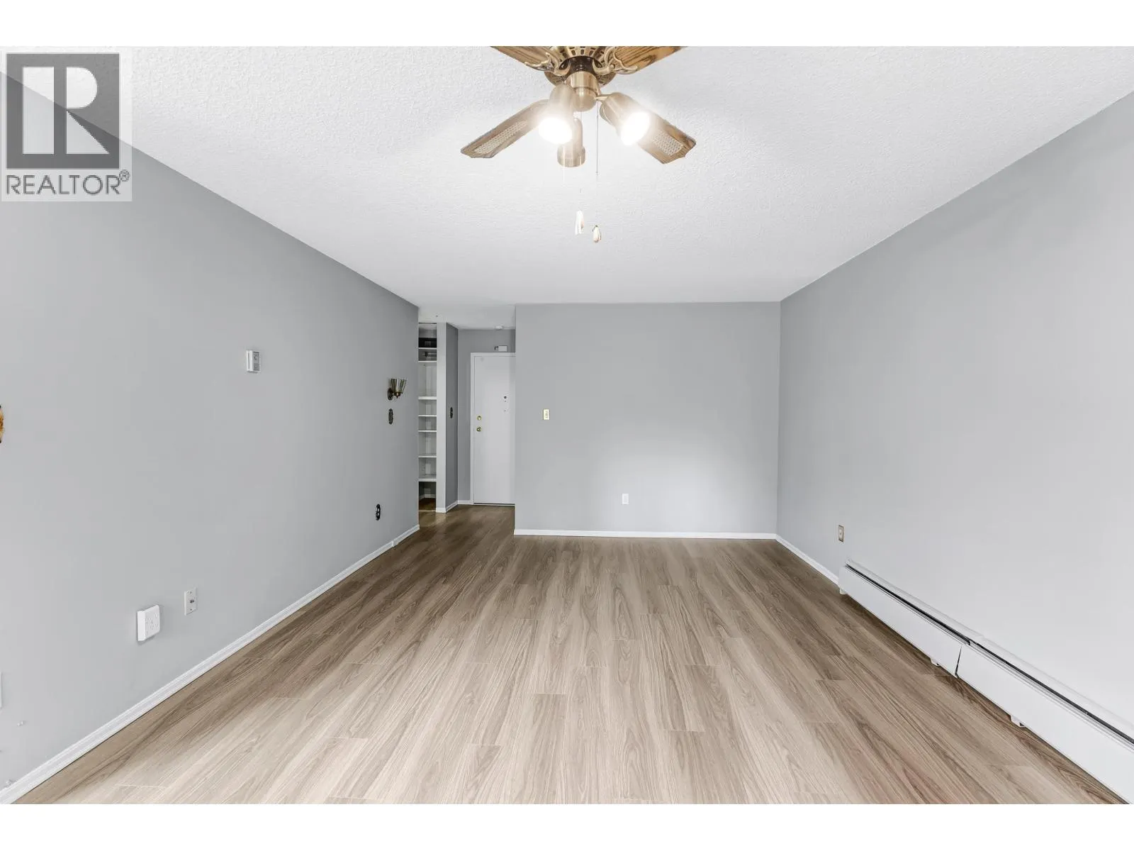 3901 CARRIGAN COURT
