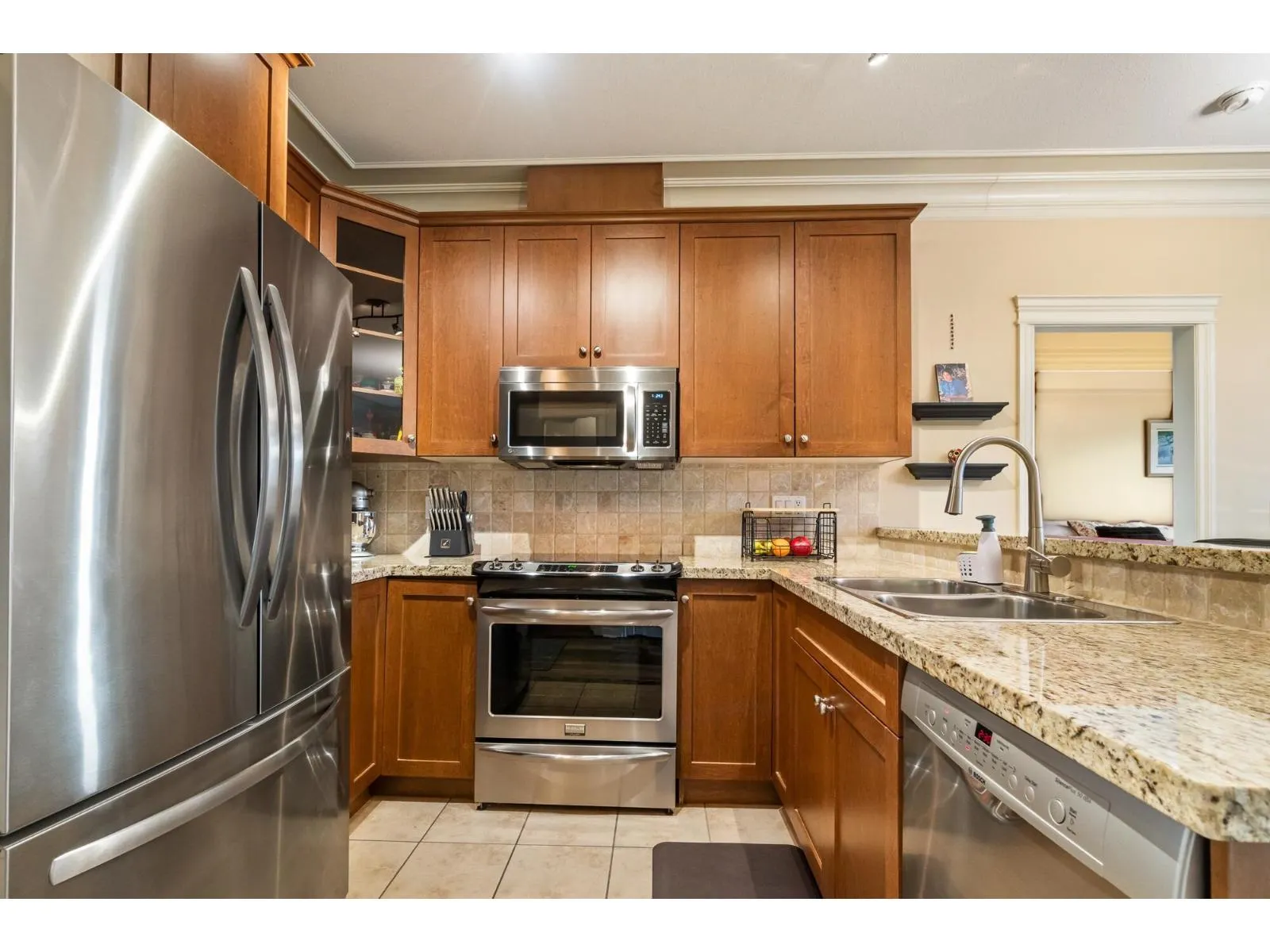 222 32729 GARIBALDI DRIVE