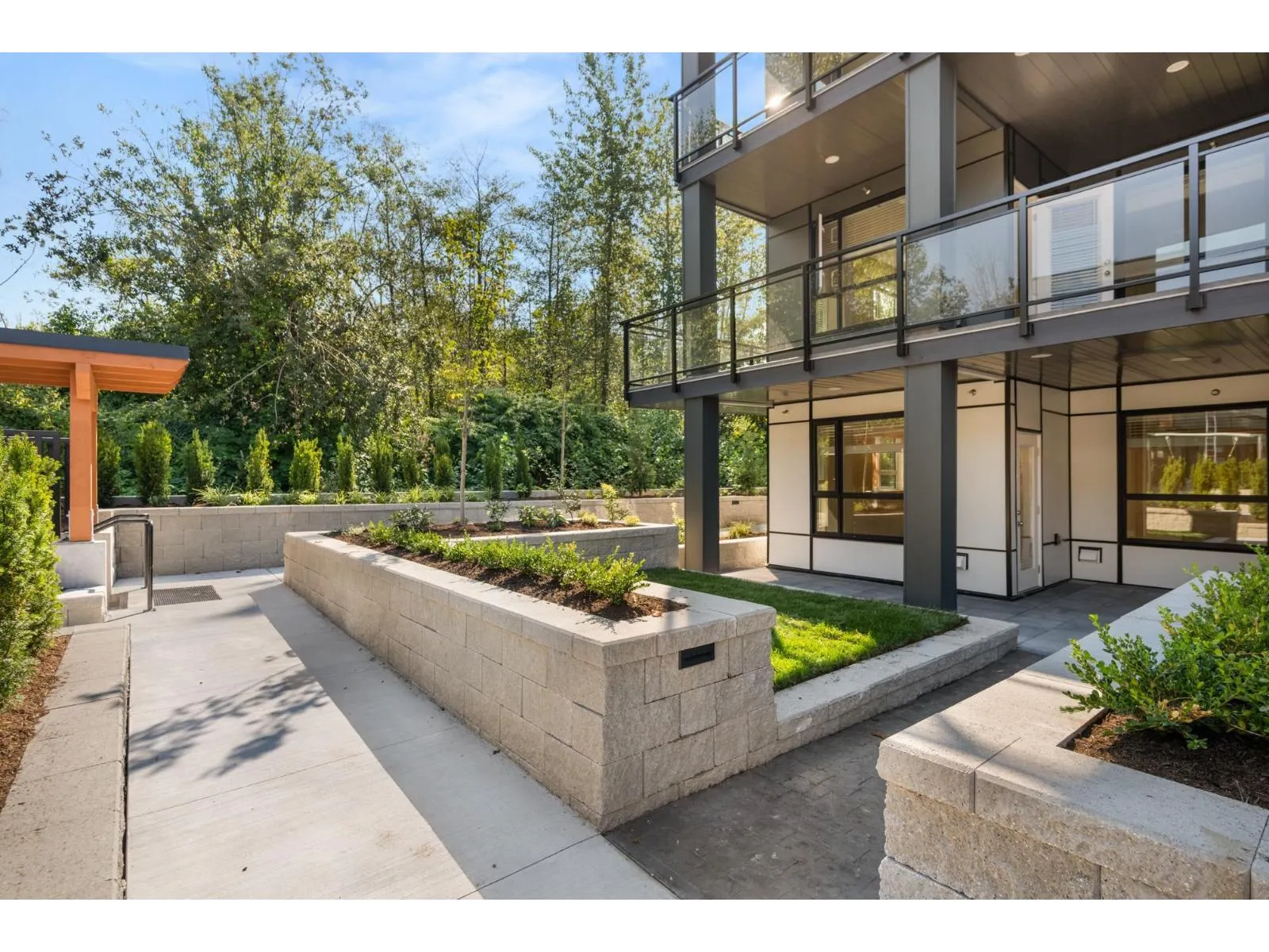 108 20926 83 AVENUE