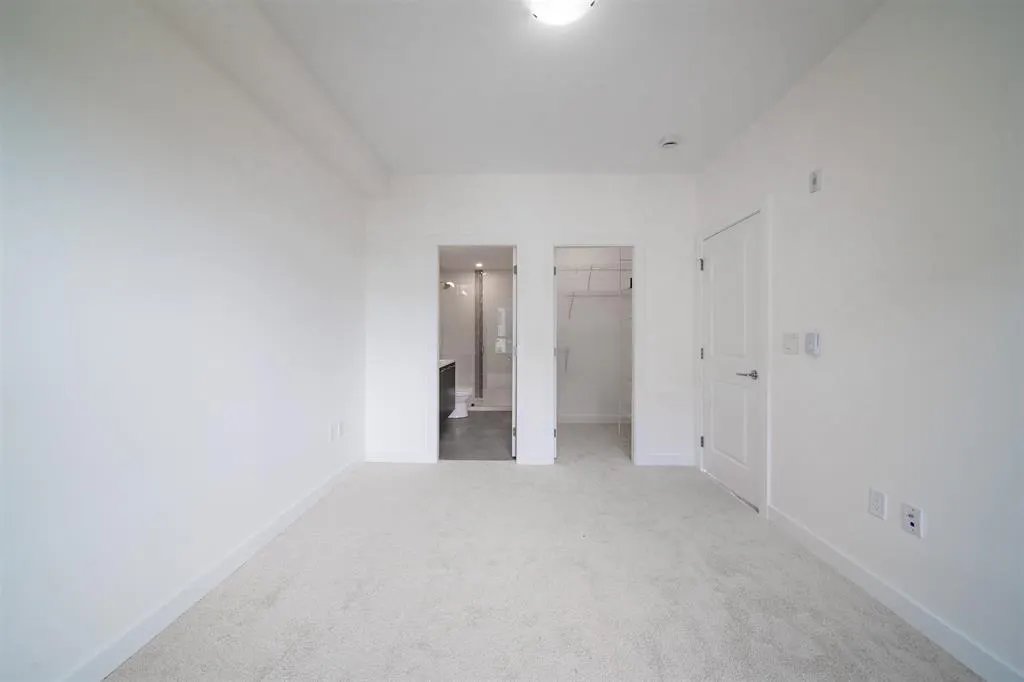B503 20834 80 AVENUE