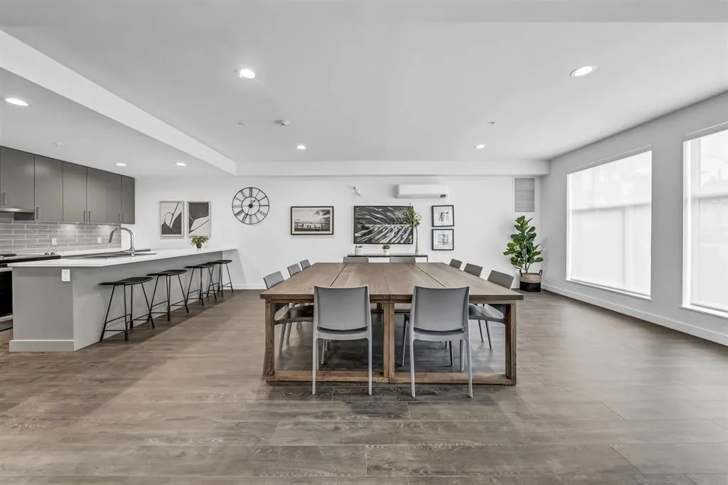 B503 20834 80 AVENUE