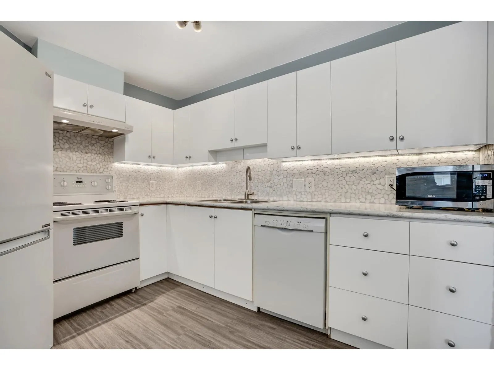 414 33738 KING ROAD