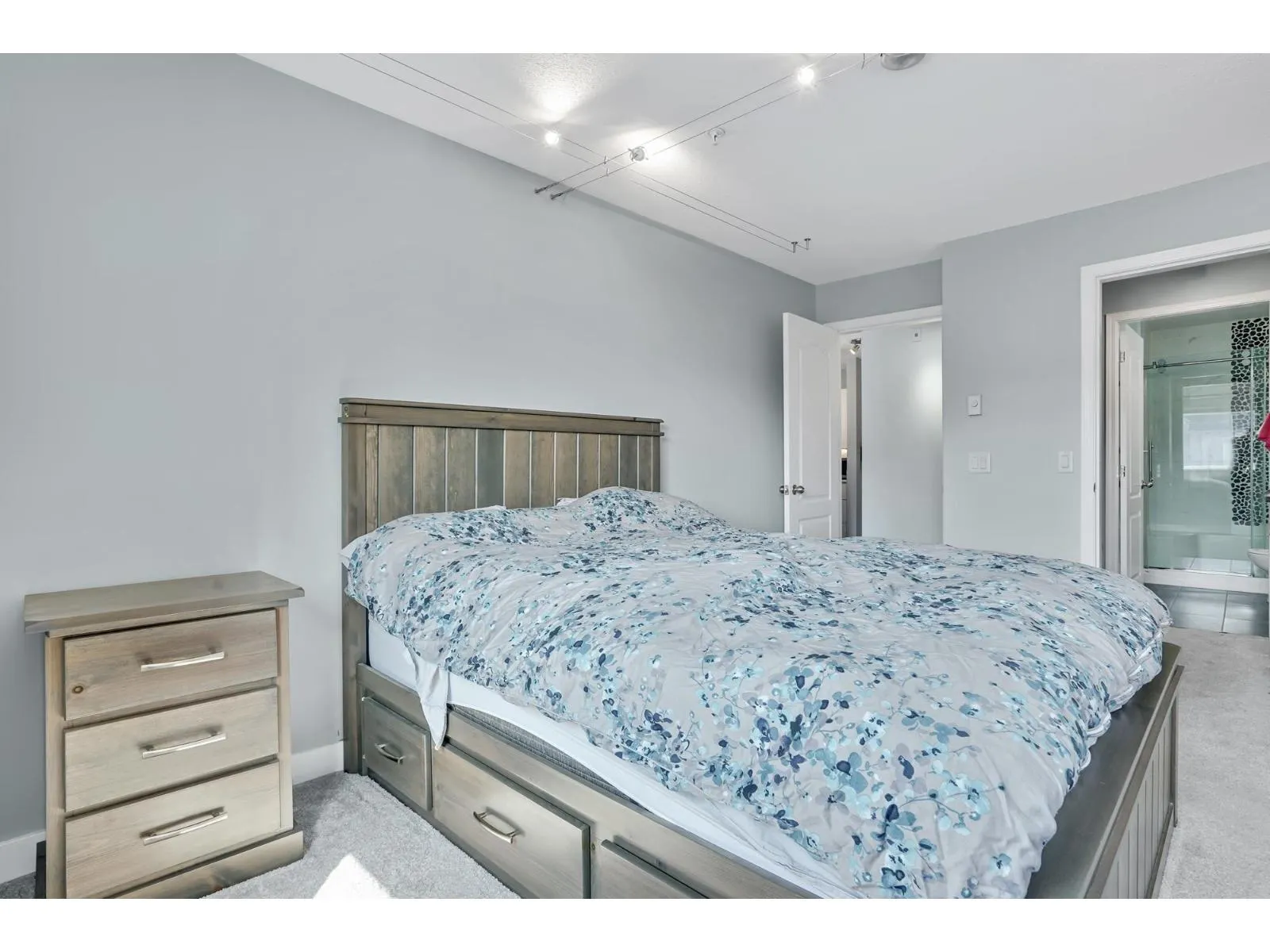 414 33738 KING ROAD